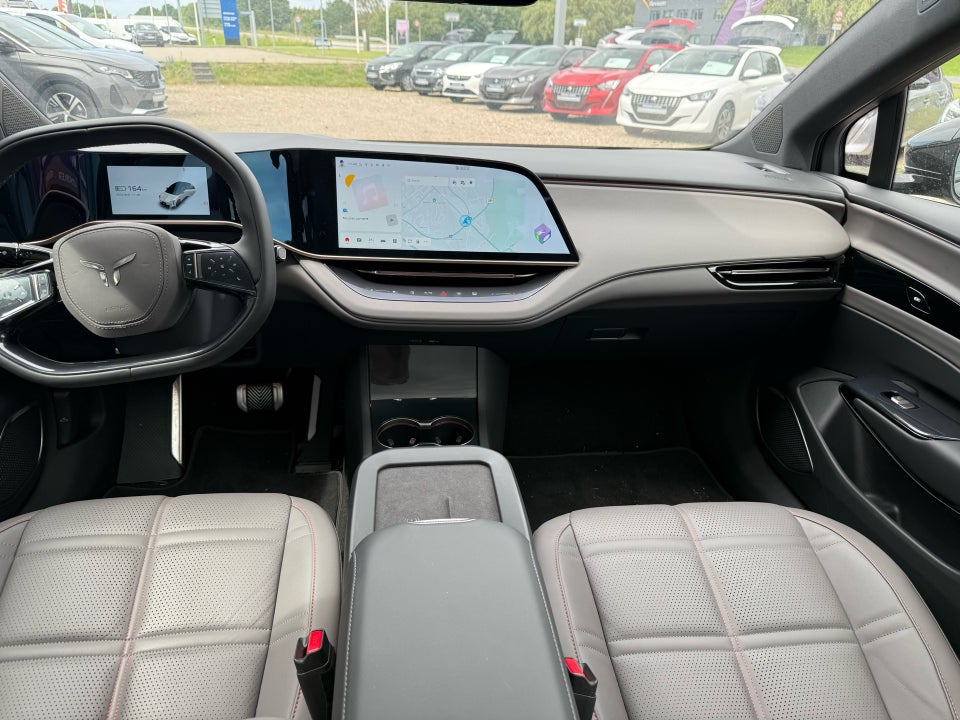 Hongqi EH7 111 Exclusive 4d