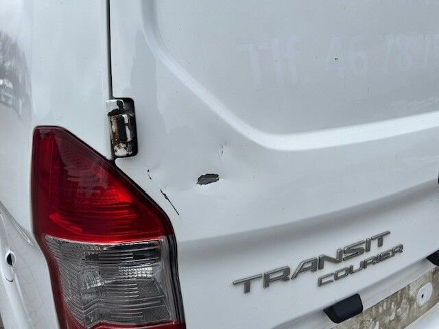 Ford Transit Courier 1,5 TDCi 75 Ambiente Van 4d