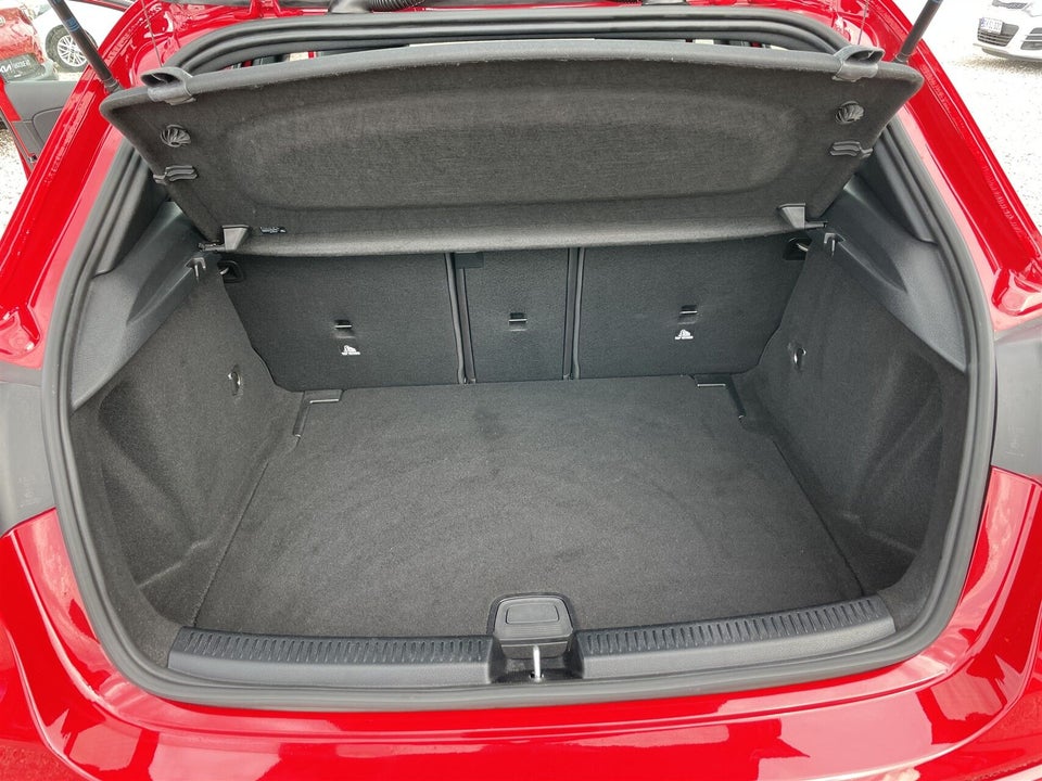 Mercedes A200 1,3 Progressive Line aut. 5d