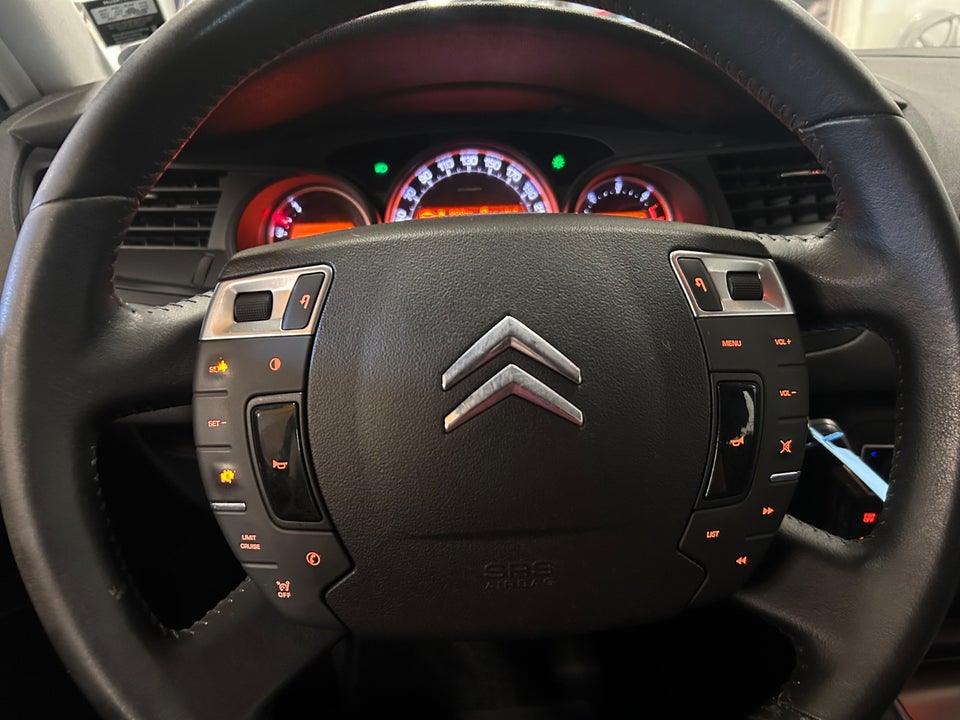 Citroën C5 2,0 HDi 163 Seduction 4d
