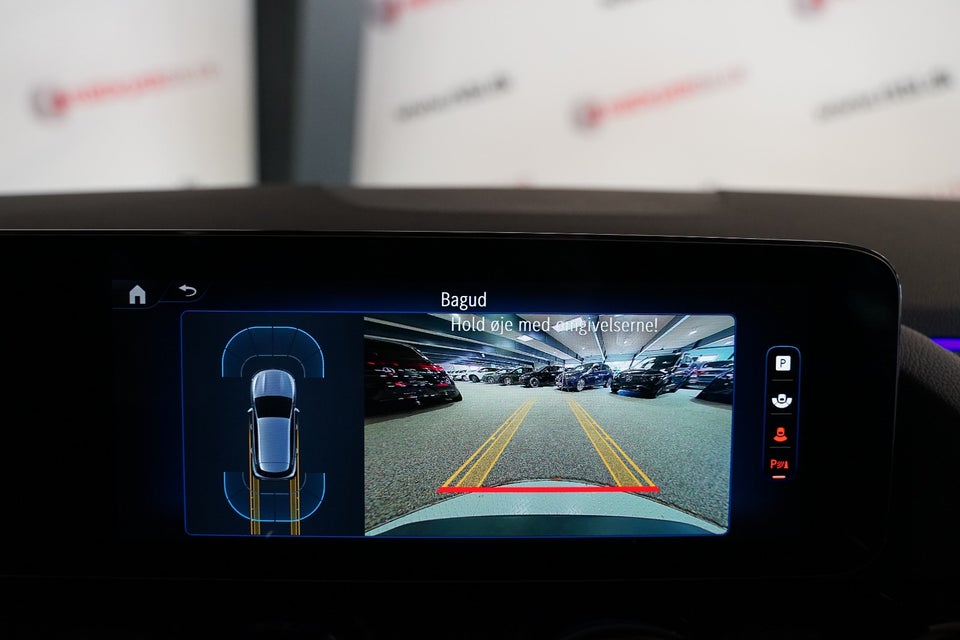 Mercedes EQA300 Progressive 4Matic 5d