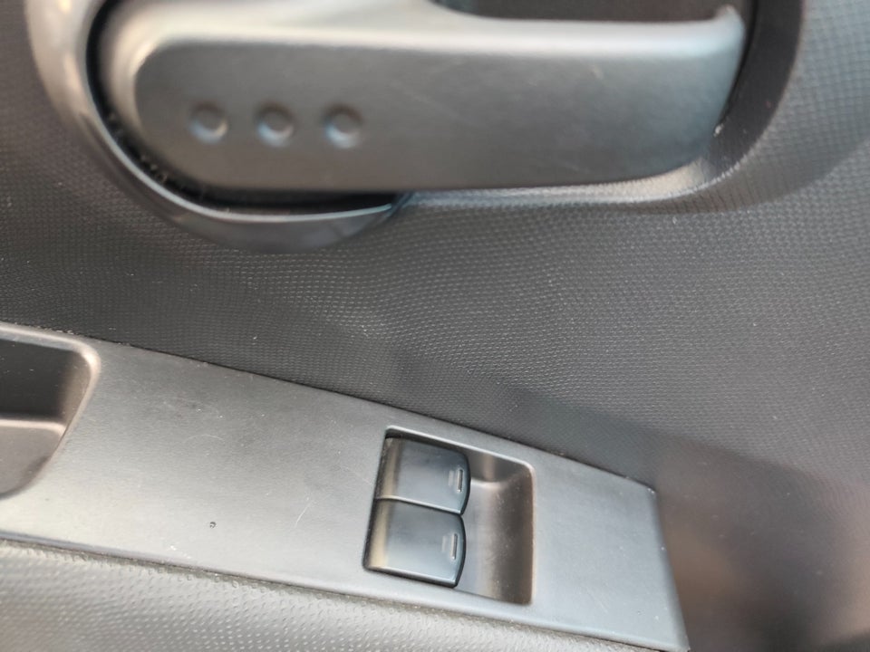 Nissan Micra 1,2 25th Anniversary 5d