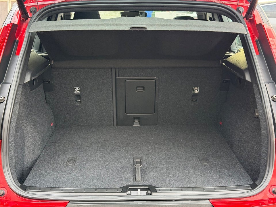 Volvo XC40 P8 ReCharge Twin Pro 5d