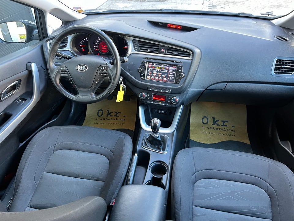 Kia Ceed 1,6 CRDi 136 Premium SW 5d