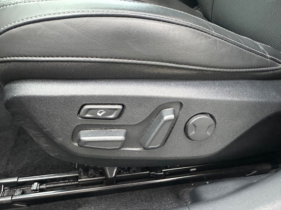 Kia EV6 77 Long Range Upgrade 5d