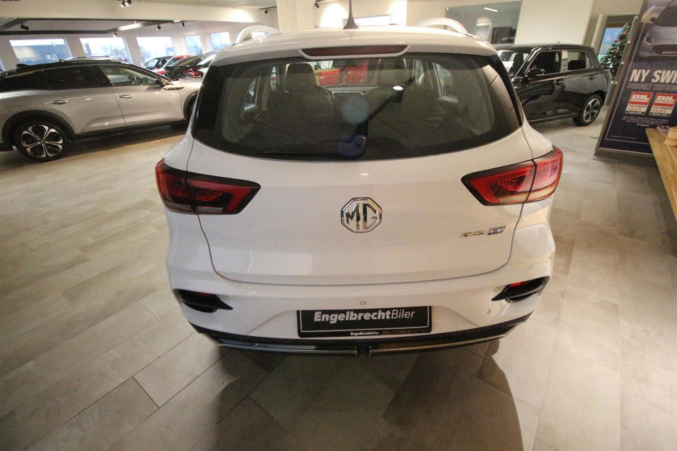 MG ZS 70 Luxury 5d