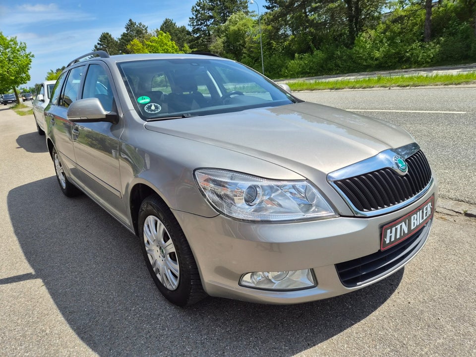 Skoda Octavia 1,4 TSi 122 Ambiente Combi GreenTec 5d