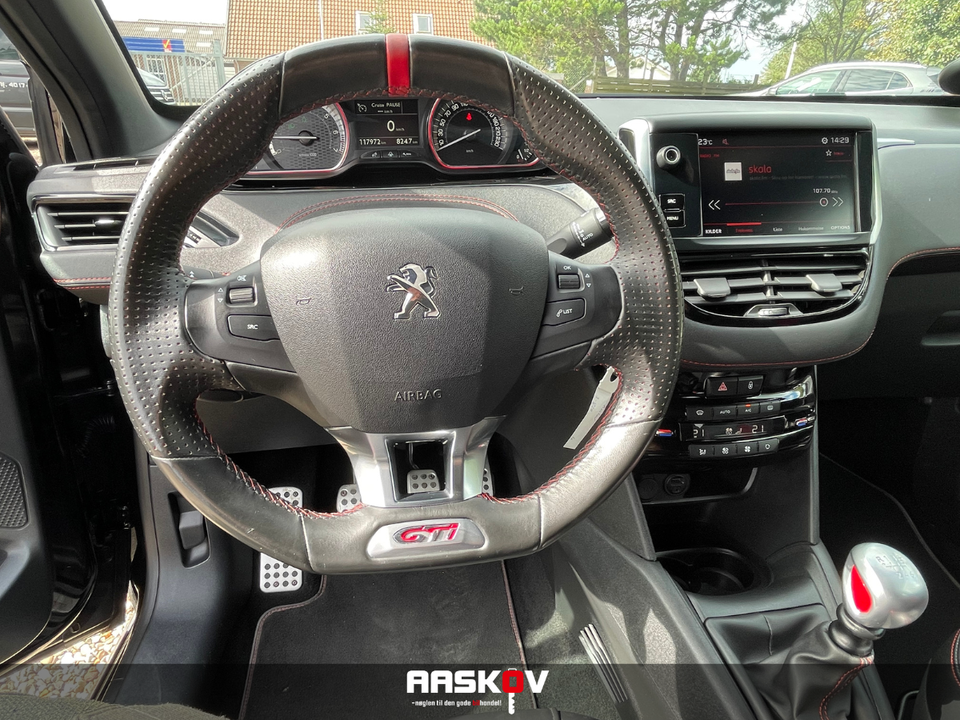 Peugeot 208 1,6 THP 208 GTi 3d