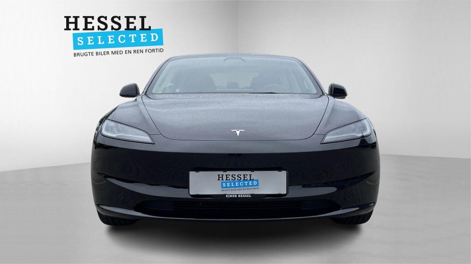 Tesla Model 3 Long Range RWD 4d