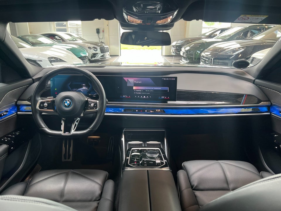 BMW i7 eDrive50 M-Sport 4d