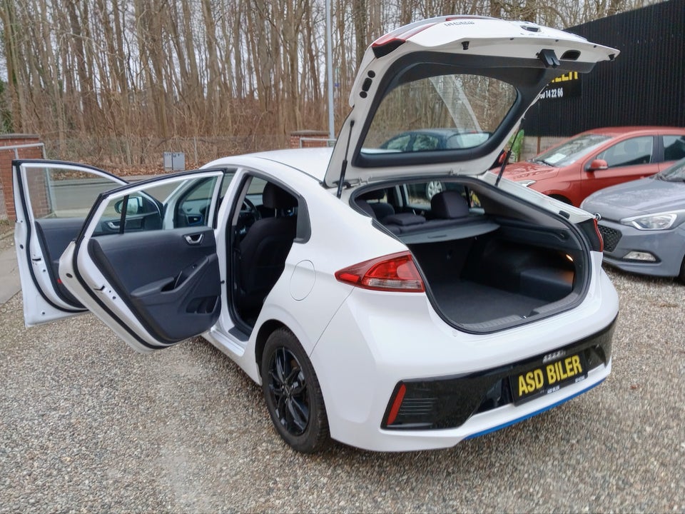 Hyundai Ioniq 1,6 HEV Trend DCT 5d