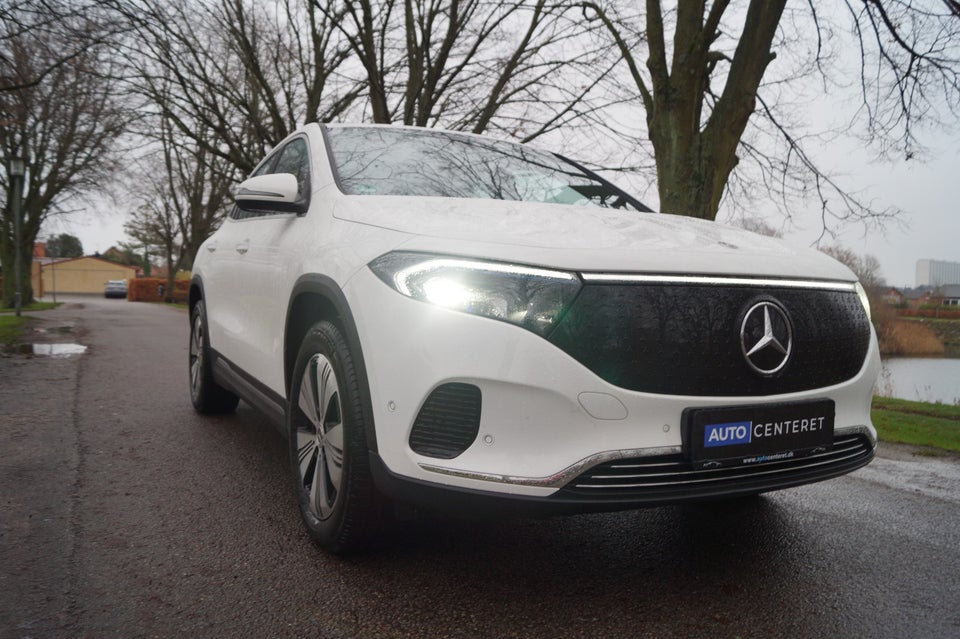 Mercedes EQA350 Progressive 4Matic 5d