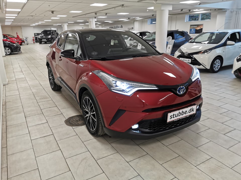 Toyota C-HR 1,8 Hybrid Premium Selected CVT 5d