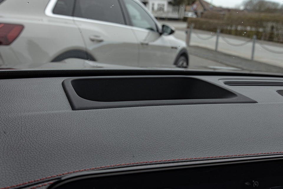 Mercedes EQB250+ AMG Line 7prs 5d