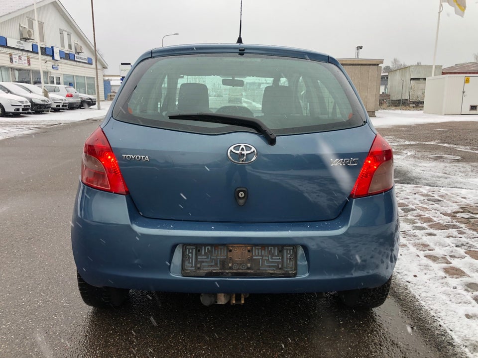 Toyota Yaris 1,3 Sol M/M 5d
