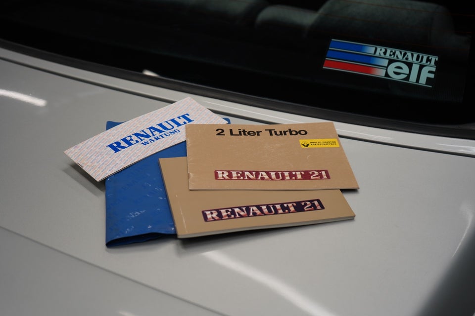 Renault 21 2,0 Turbo 4d