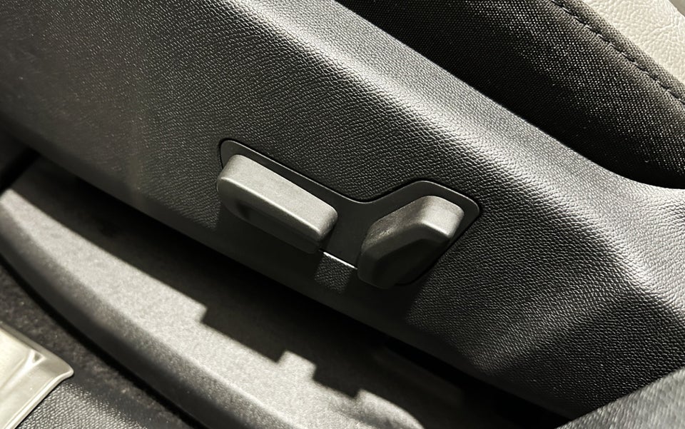 Citroën C5 Aircross 1,6 Hybrid Shine Sport EAT8 5d