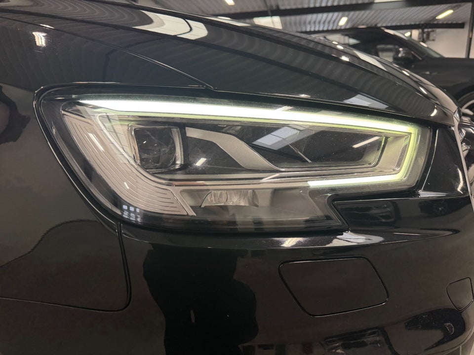 Audi A3 35 TFSi S-line Sportback S-tr. 5d