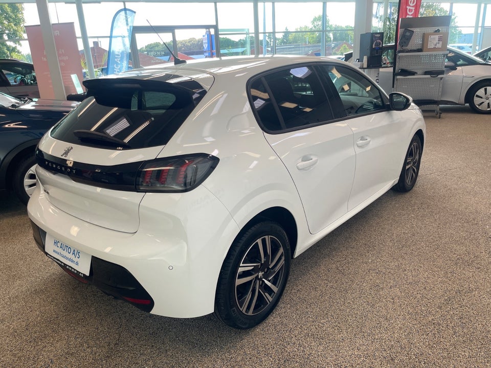 Peugeot 208 1,2 PureTech 100 Allure 5d