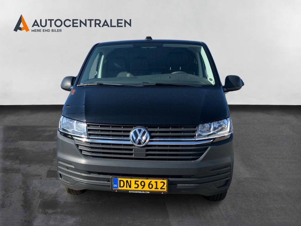 VW Transporter 2,0 TDi 110 Kassevogn lang