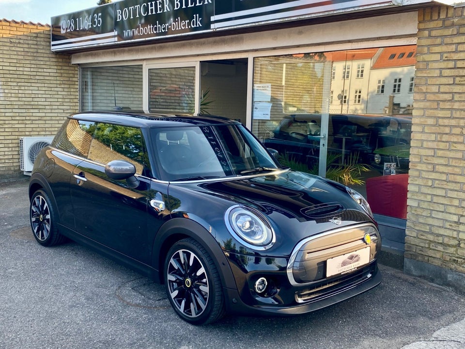 MINI Cooper SE Maximise 3d