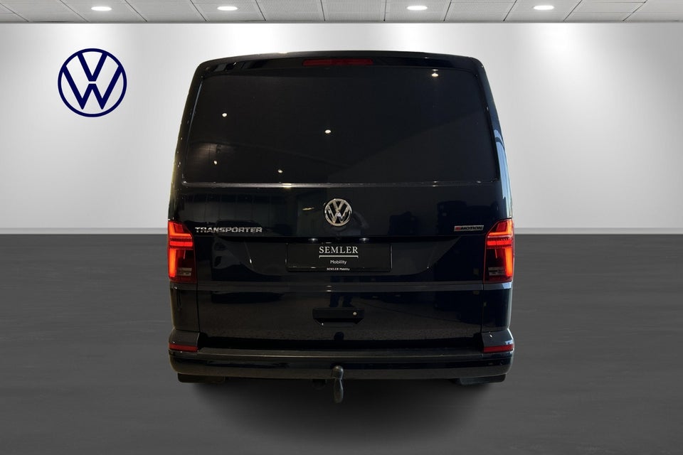 VW Transporter 2,0 TDi 199 Kassevogn DSG 4Motion kort