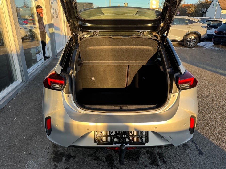 Opel Corsa 1,2 GS 5d