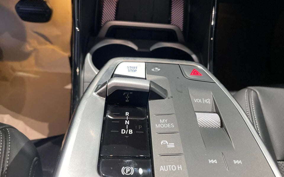 BMW iX1 xDrive30 X-Line 5d