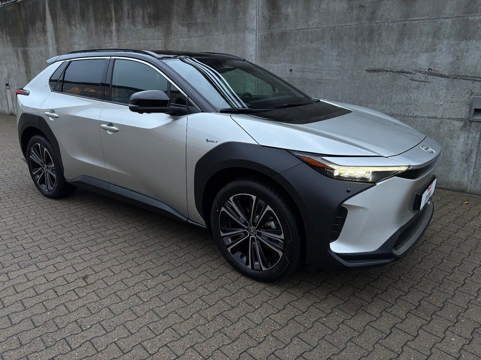 Toyota bZ4X Executive Premium 5d