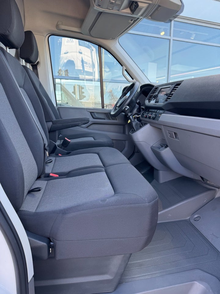 VW Crafter 35 2,0 TDi 177 Kassevogn L3H3