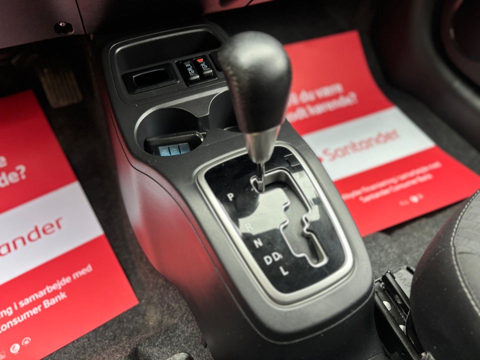 Mitsubishi Space Star 1,2 Invite+ CVT 5d