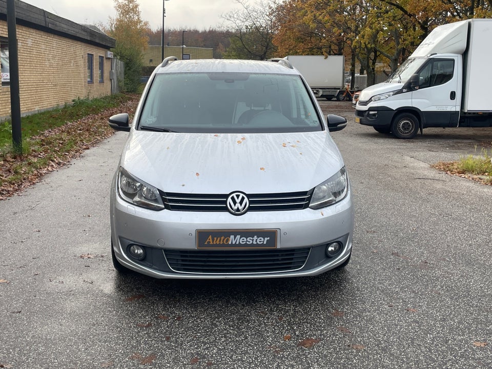 VW Touran 1,6 TDi 105 Comfortline DSG BM Van 5d