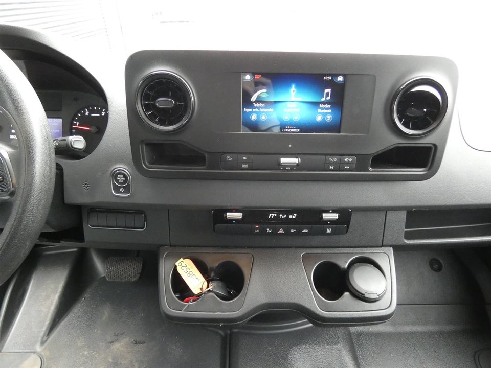 Mercedes Sprinter 317 2,0 CDi A2 Kassevogn aut. RWD