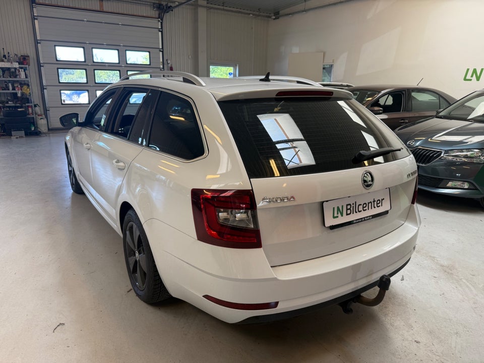 Skoda Octavia 1,8 TSi 180 Style Combi DSG 5d