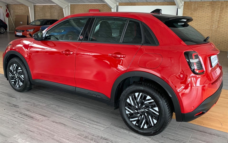 Fiat 600e 54 (RED) 5d