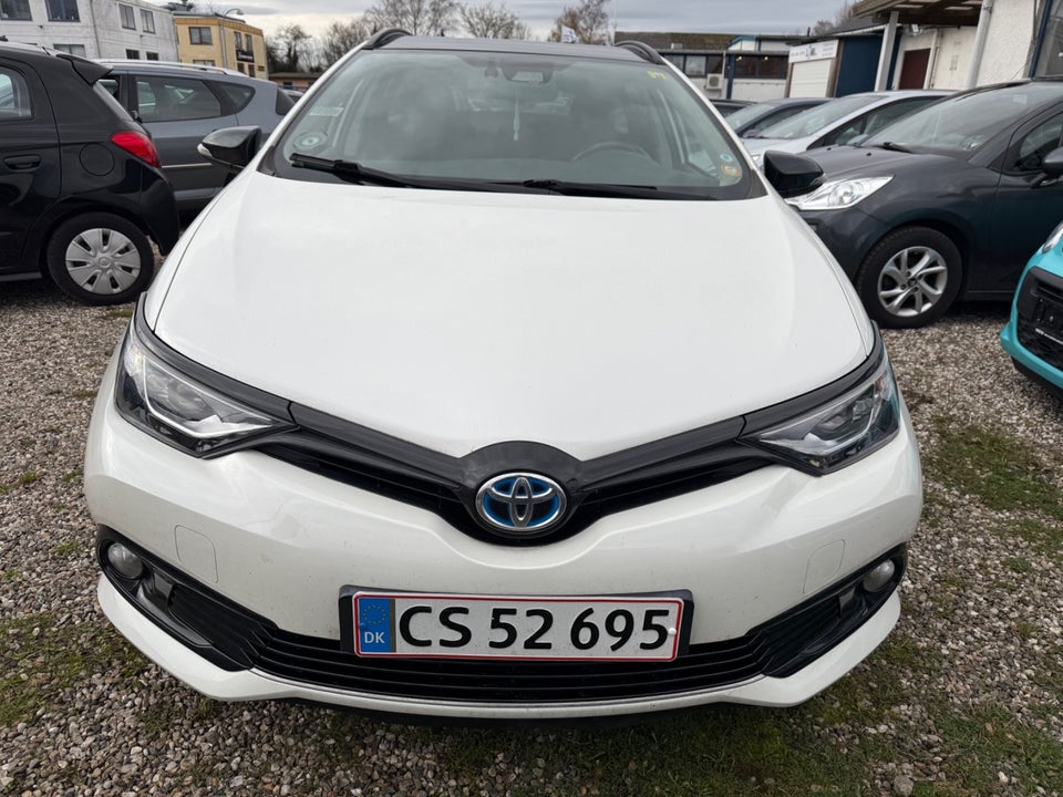 Toyota Auris 1,8 Hybrid Premium Touring Sports CVT 5d