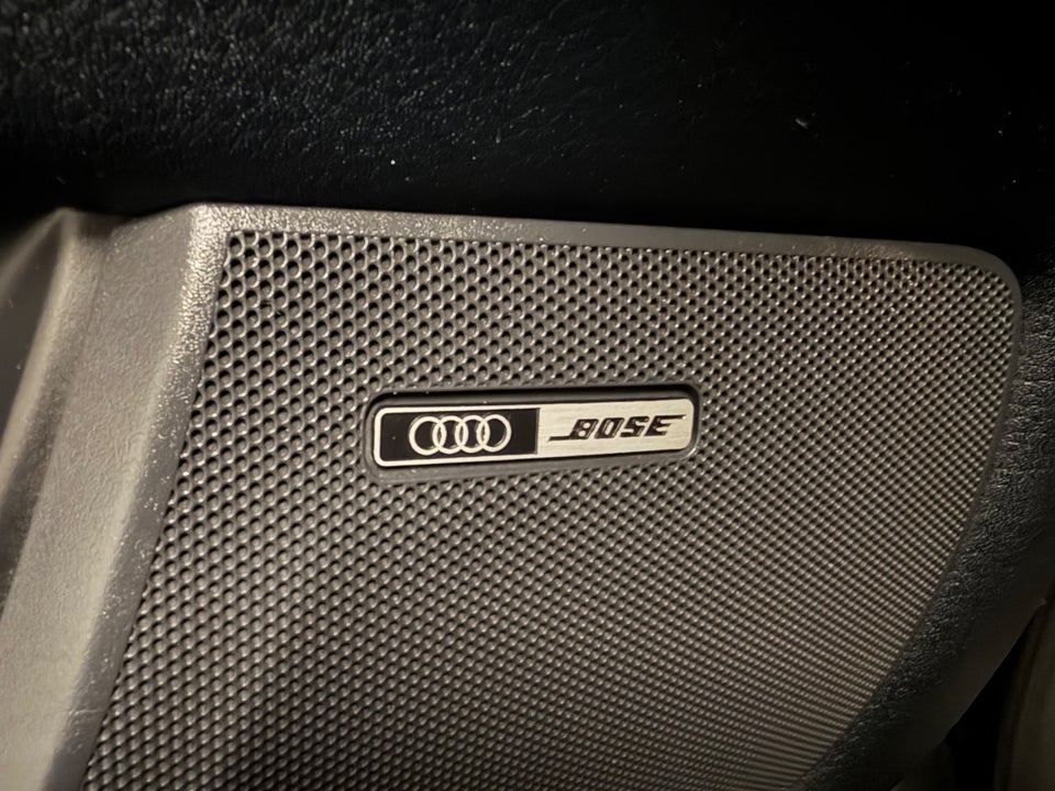 Audi S4 2,7 Avant quattro 5d
