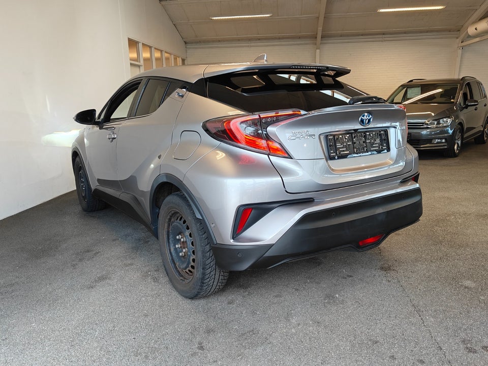 Toyota C-HR 1,8 Hybrid C-HIC CVT 5d