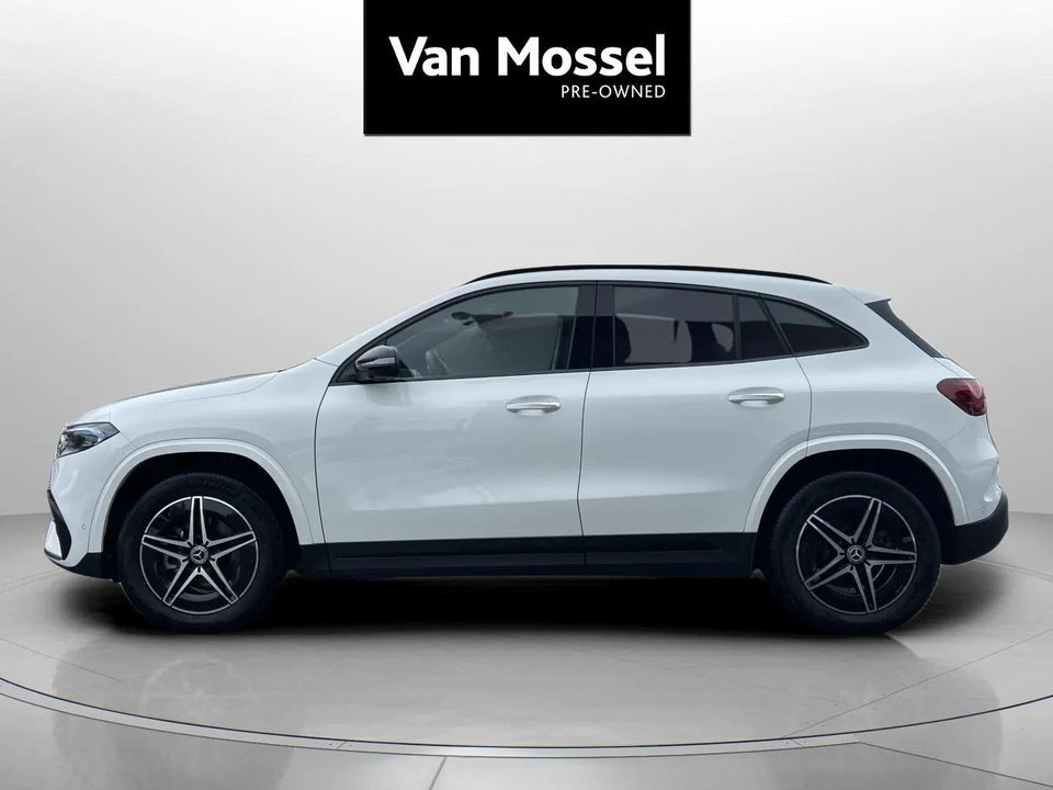 Mercedes EQA300 AMG Advance Plus 4Matic 5d