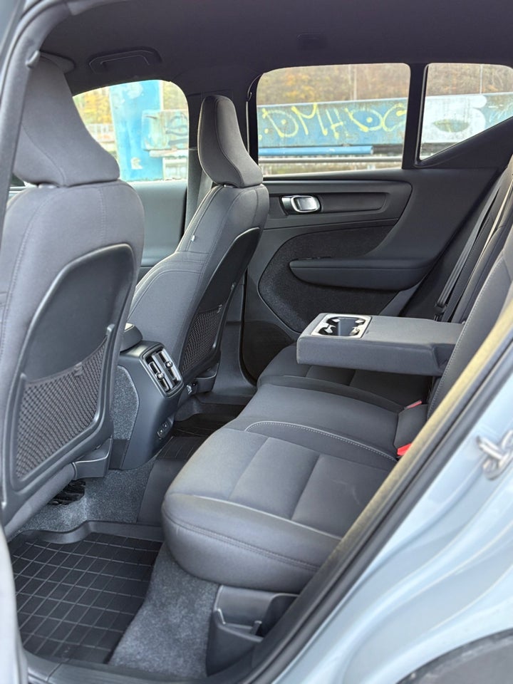 Volvo EX40 Extended Range Core 5d