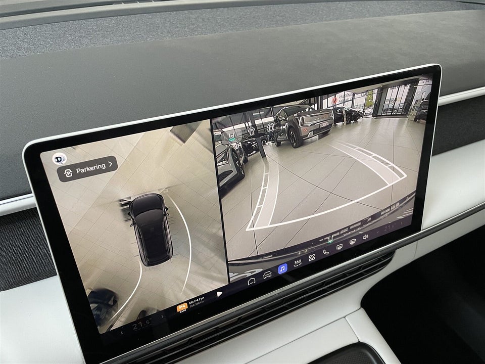 Xpeng G6 Standard Range 5d