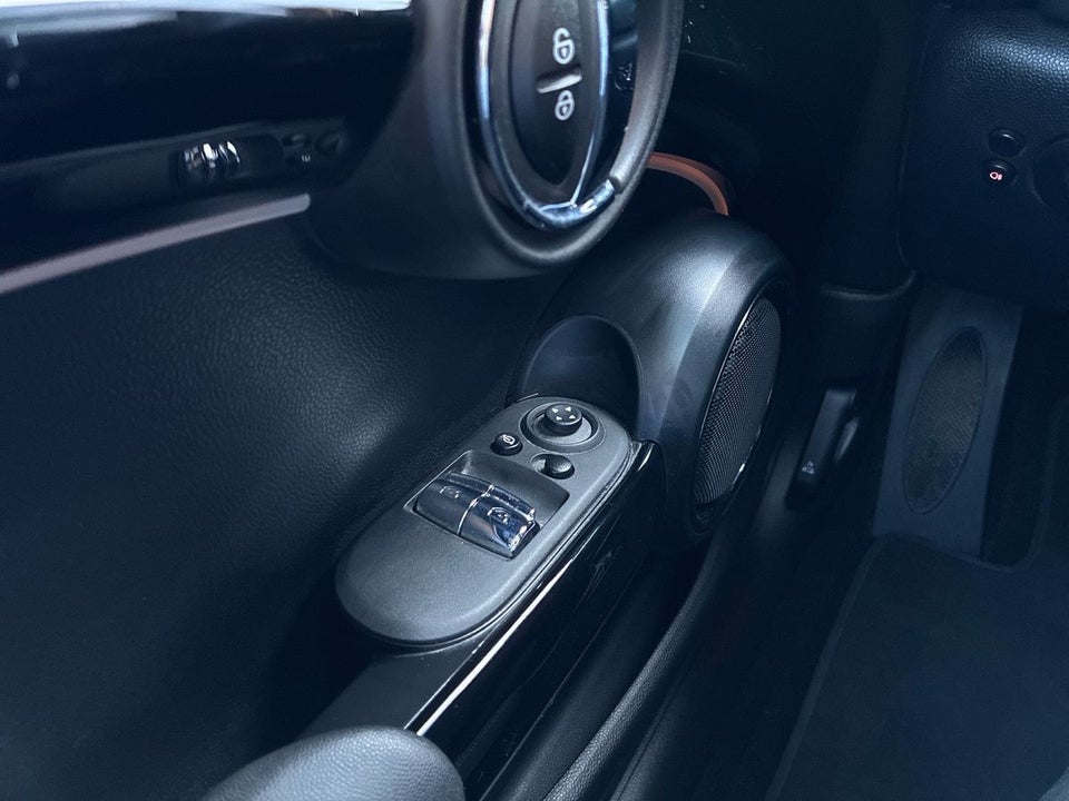 MINI Cooper SE Edition Premium Plus 3d