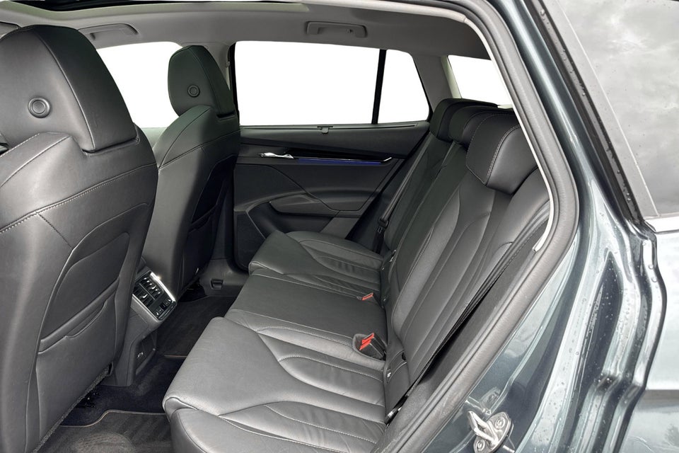 Skoda Enyaq 80 iV Suite 5d