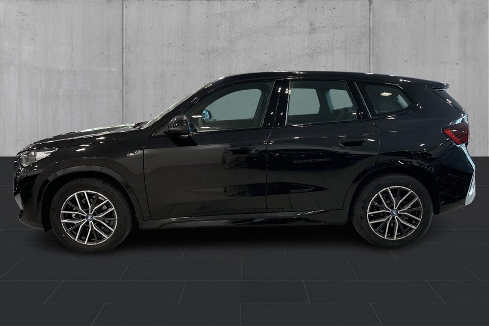 BMW iX1 eDrive20 M-Sport 5d