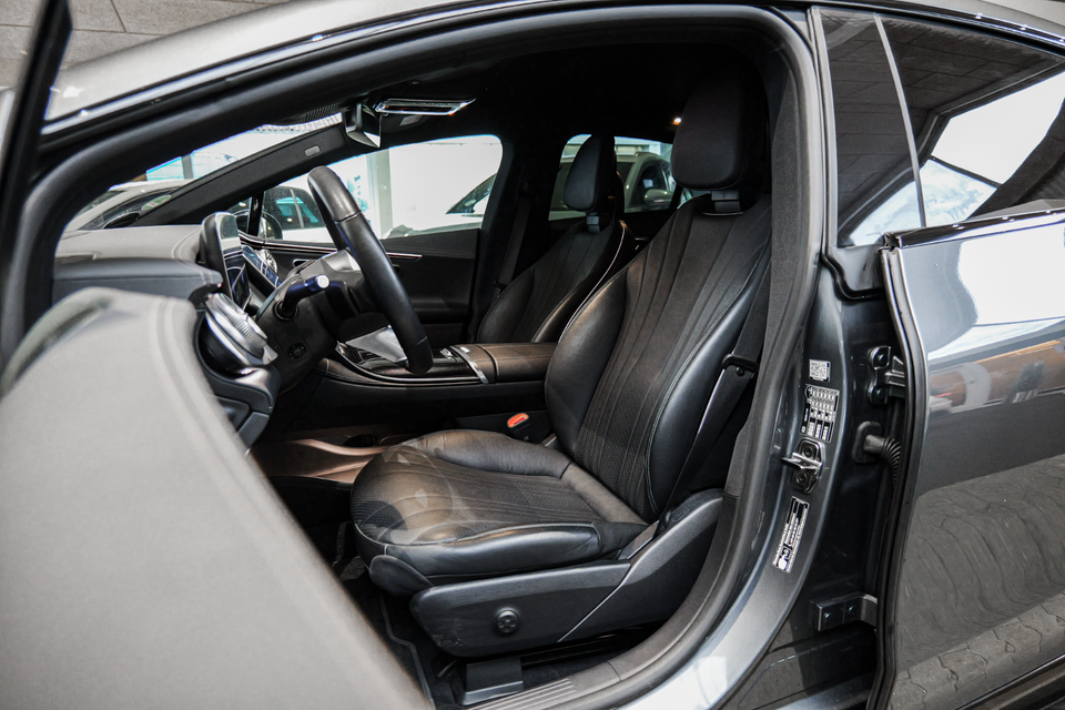 Mercedes EQE350 AMG Line 4d