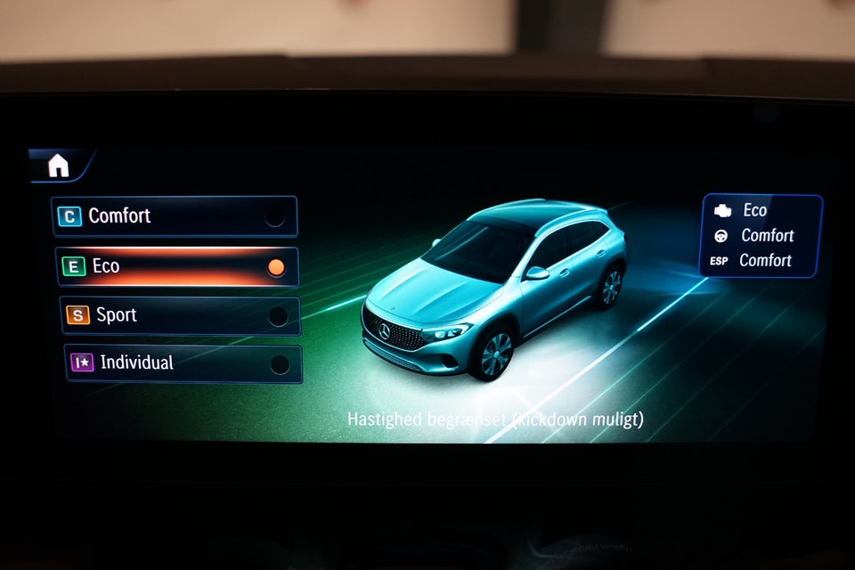 Mercedes EQA250 Progressive 5d