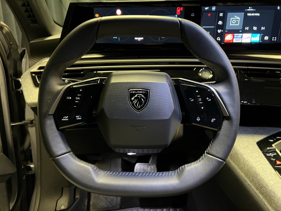 Peugeot e-3008 77 Allure 5d
