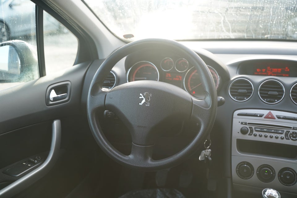 Peugeot 308 1,6 VTi Comfort+ SW 5d