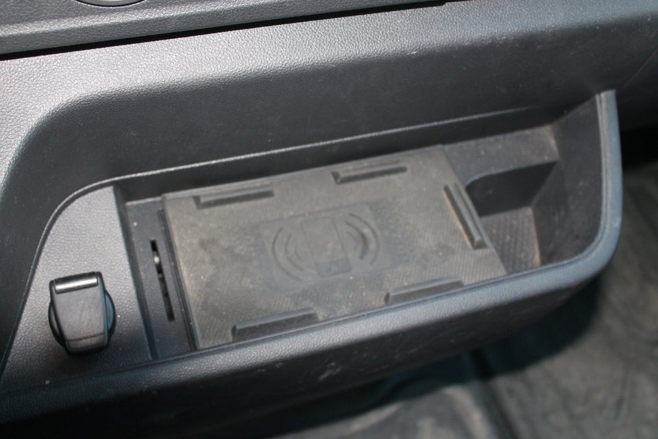 Renault Master IV T33 2,3 dCi 135 L2H2 Kassevogn