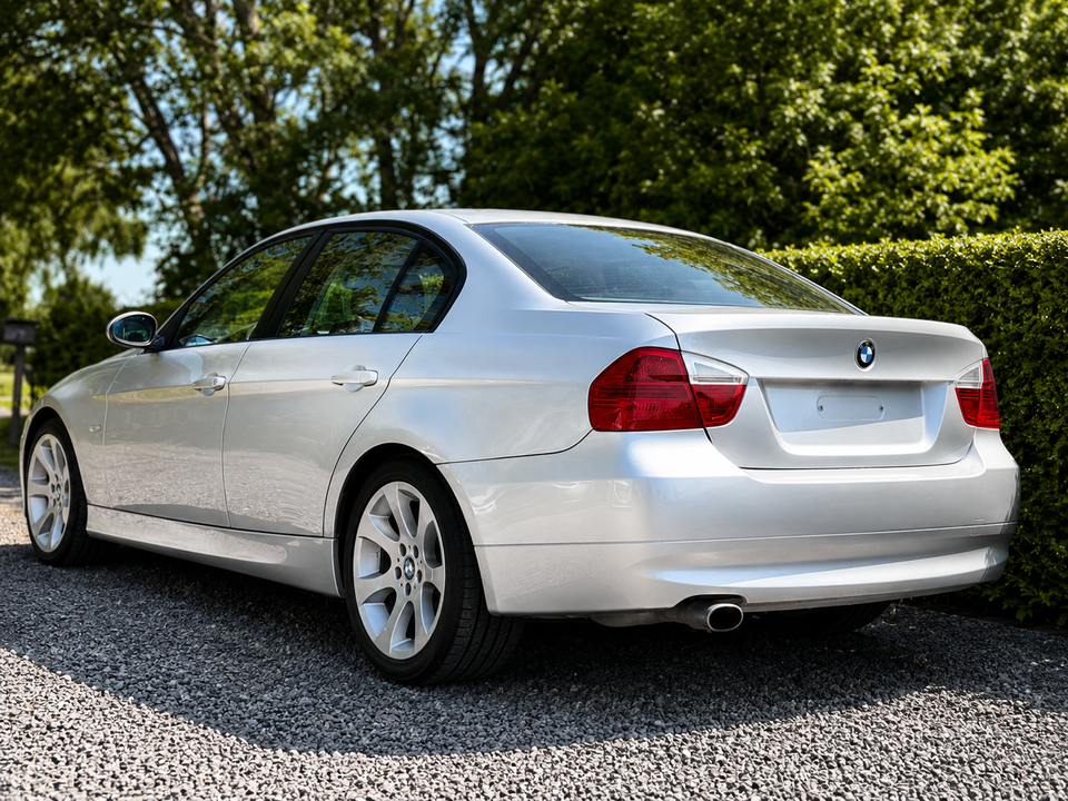 BMW 320i 2,0 4d